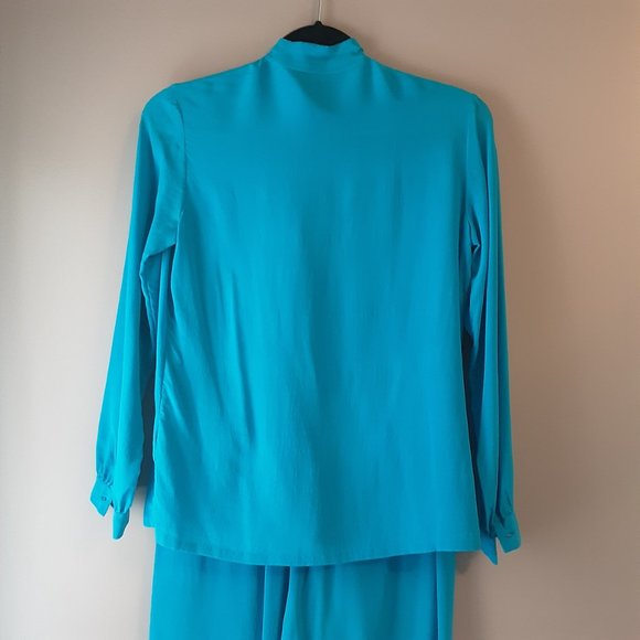 Hand Crafted Blue Pantsuit - Picture 8 of 16